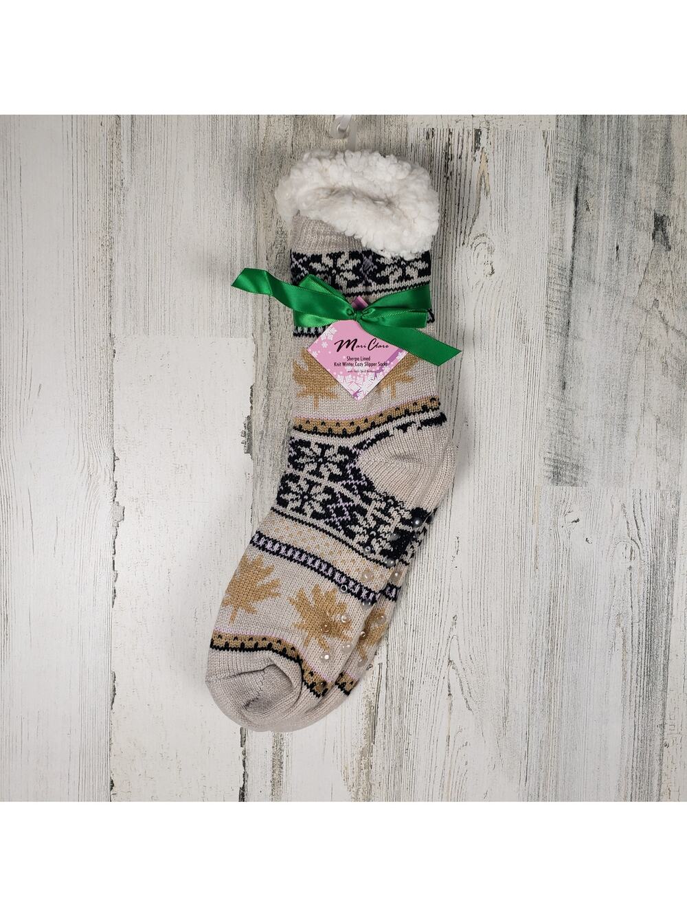 NWT Sherpa Lined Knit Winter Snowflake Leaf Design No-Slip Slipper Socks